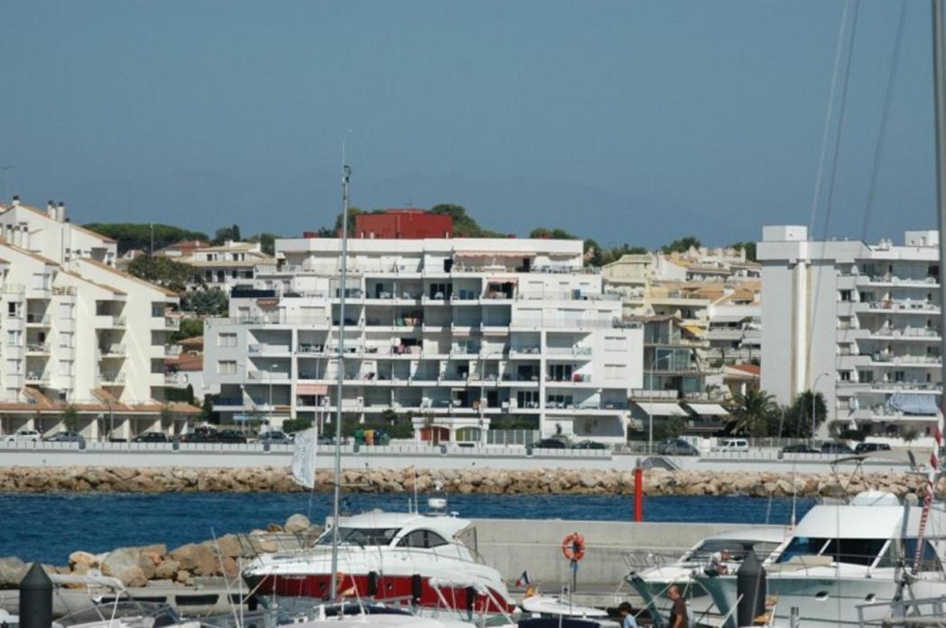 Passeig Del Mar - Apartamentos Primera Linea L' Escala Exterior foto