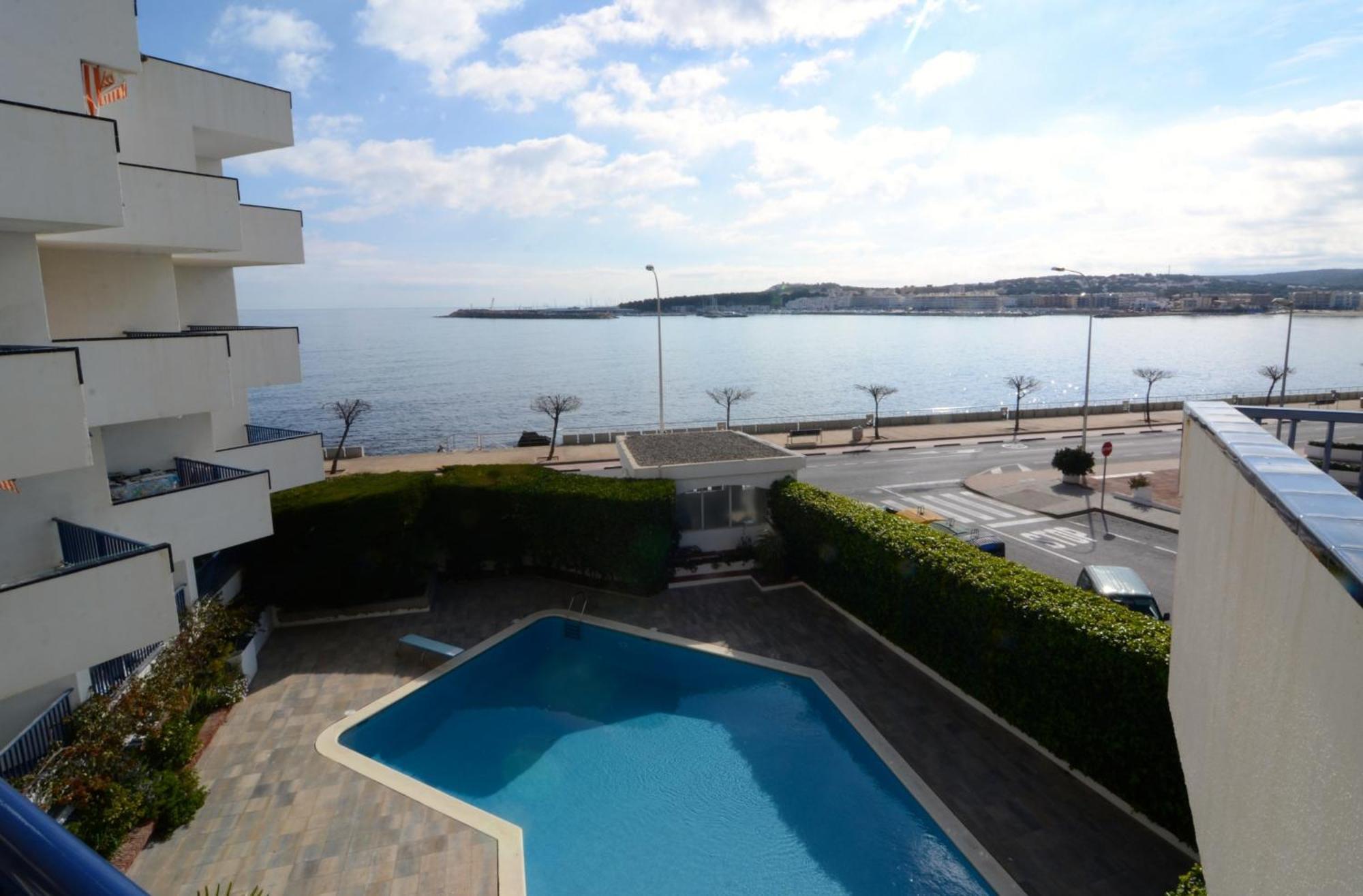 Passeig Del Mar - Apartamentos Primera Linea L' Escala Exterior foto
