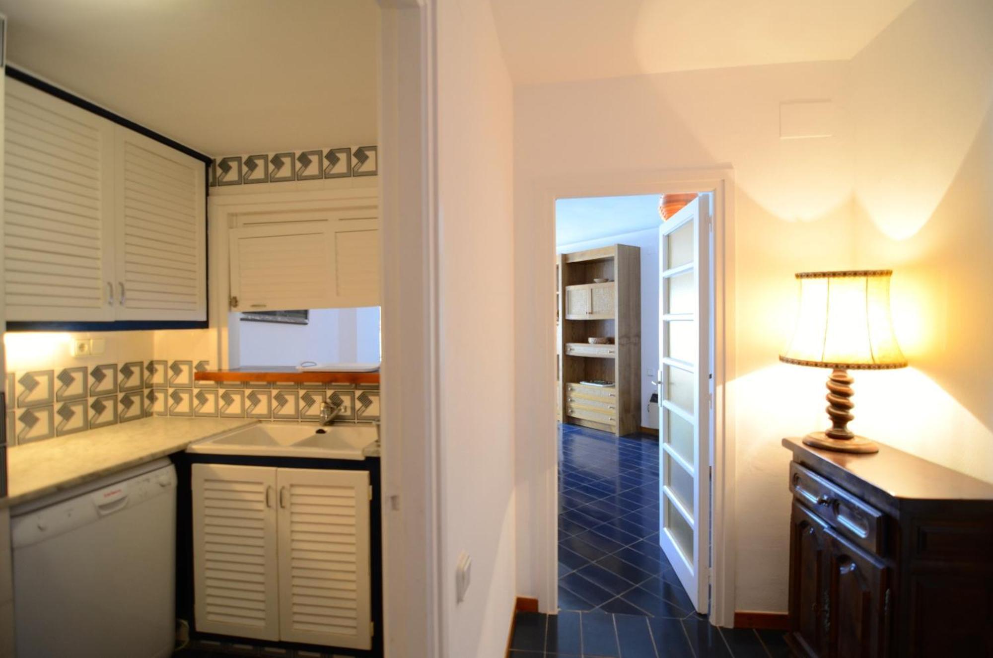 Passeig Del Mar - Apartamentos Primera Linea L' Escala Habitación foto